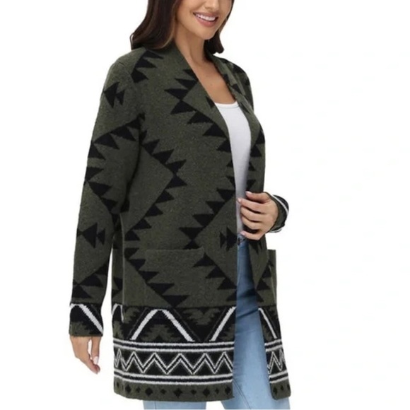 Frye “The Cozy Cardigan” Native American Design Open Cardigan Small EUC! - Picture 3 of 12